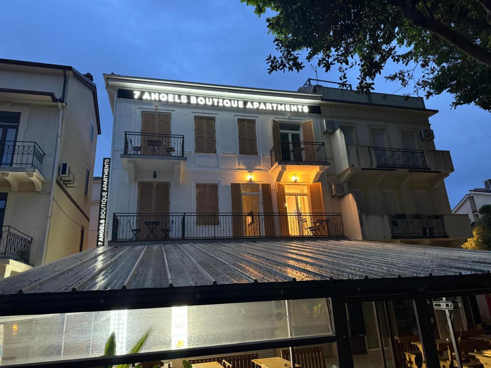 Boutique Apartments "7 Angels" Crikvenica Exteriör bild