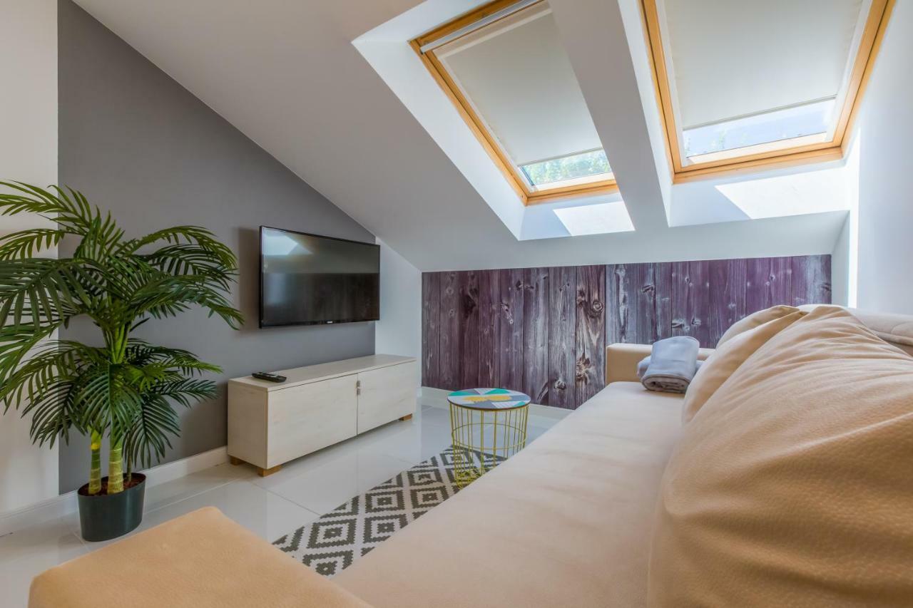 Boutique Apartments "7 Angels" Crikvenica Exteriör bild